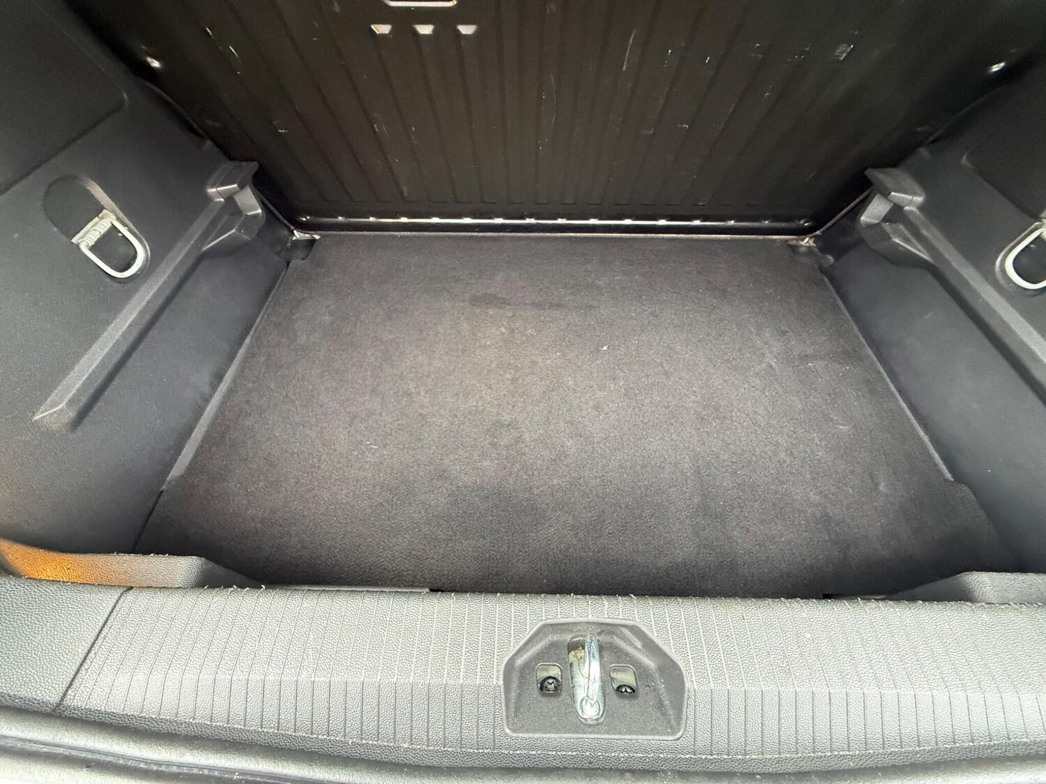 Used Vauxhall Corsa 2018 for sale - 77496228: Photo 25