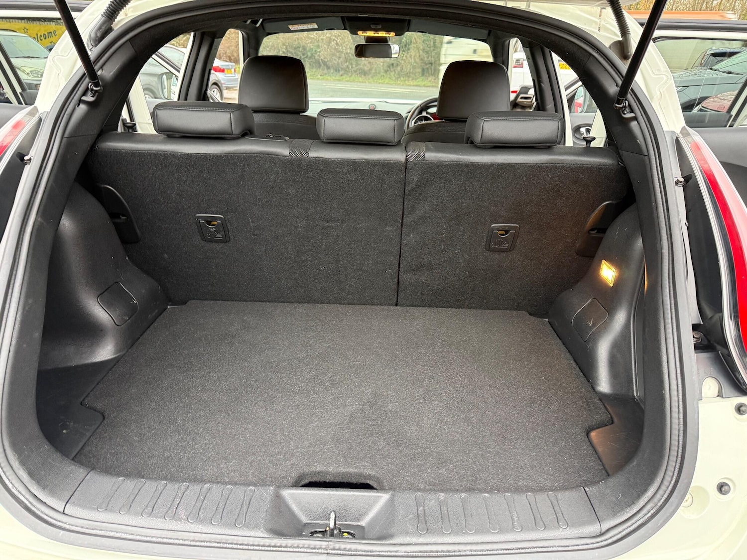 Used Nissan Juke 2016 for sale - 76886719: Photo 23