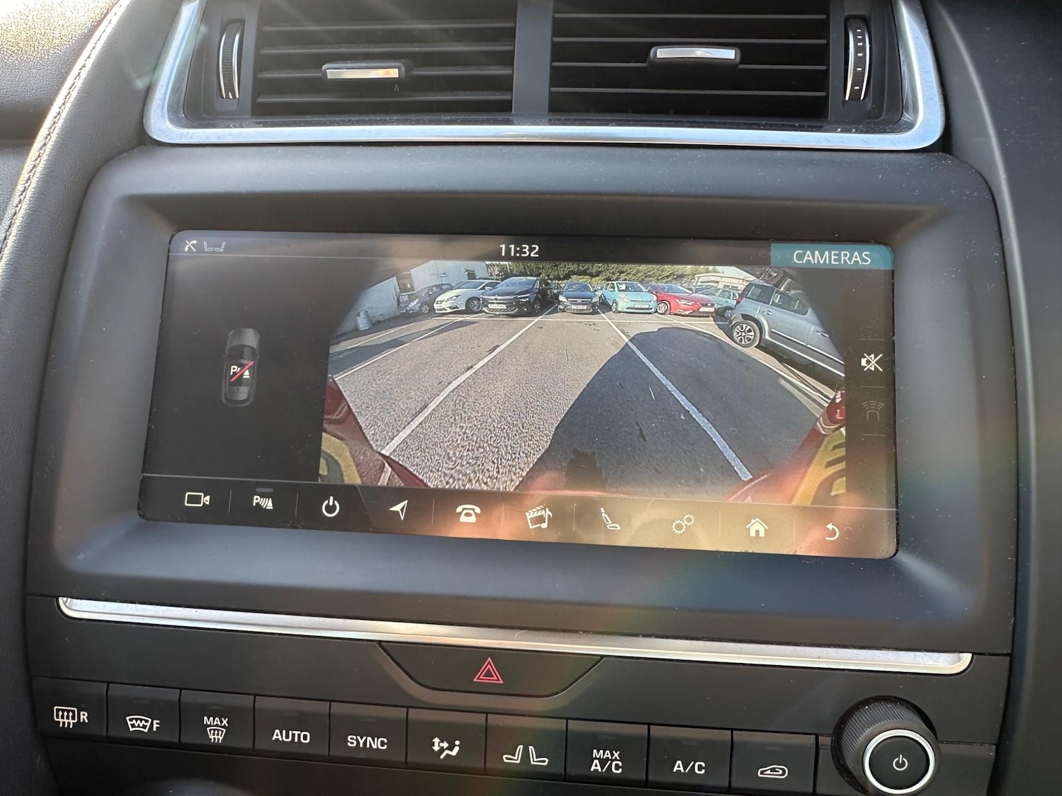 Used Jaguar E-Pace 2018 for sale - 76997111: Photo 11