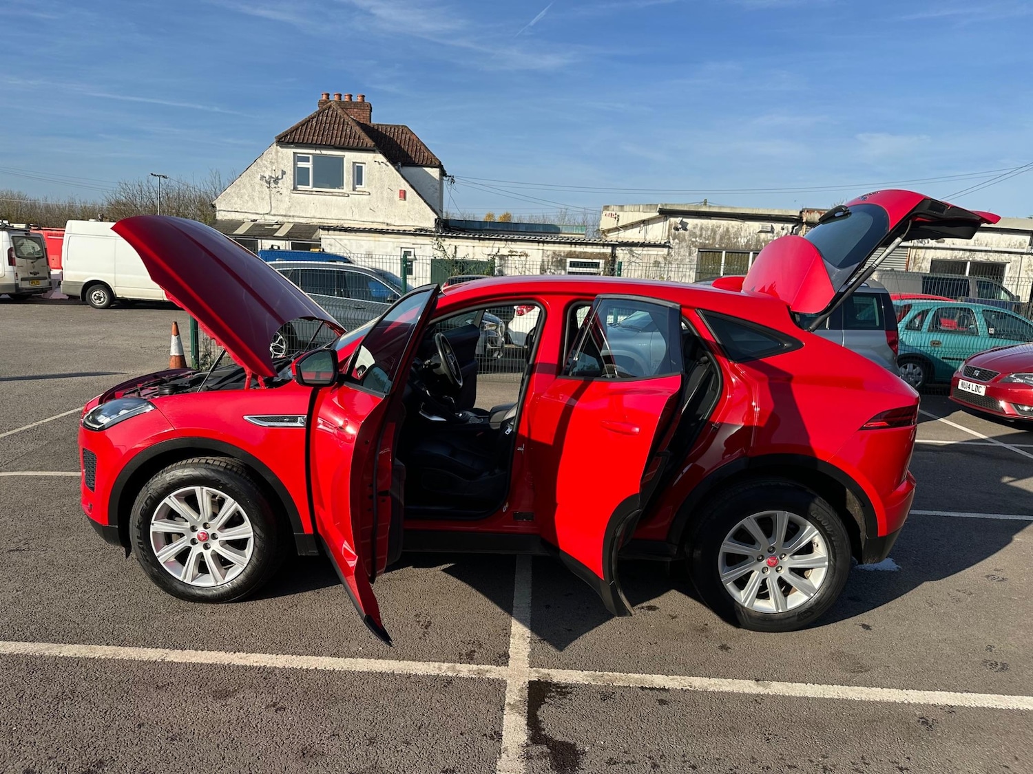 Used Jaguar E-Pace 2018 for sale - 76997111: Photo 39