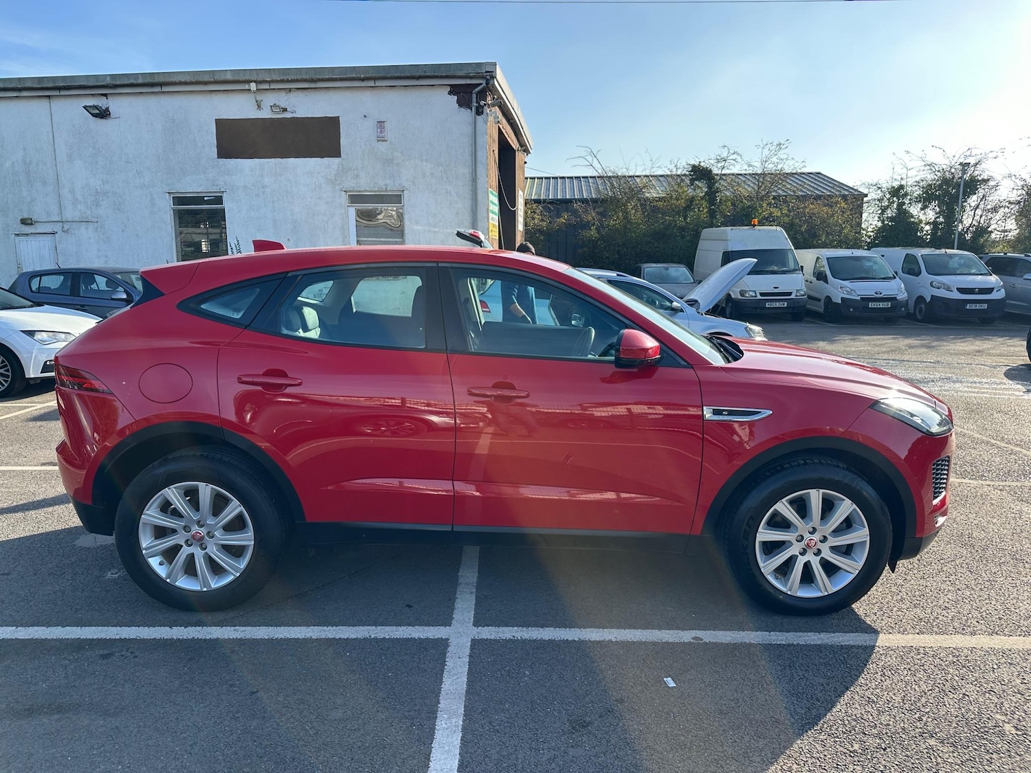 Used Jaguar E-Pace 2018 for sale - 76997111: Photo 7