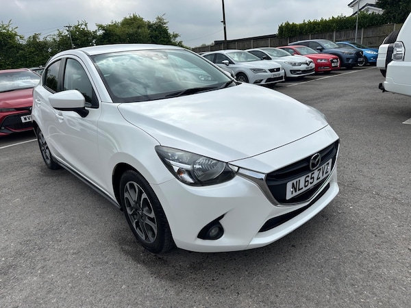 Used Mazda Mazda2 2015 for sale - 74477789: Photo 1