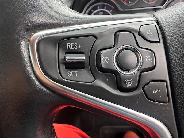Used Vauxhall Insignia 2015 for sale - 76270780: Photo 13