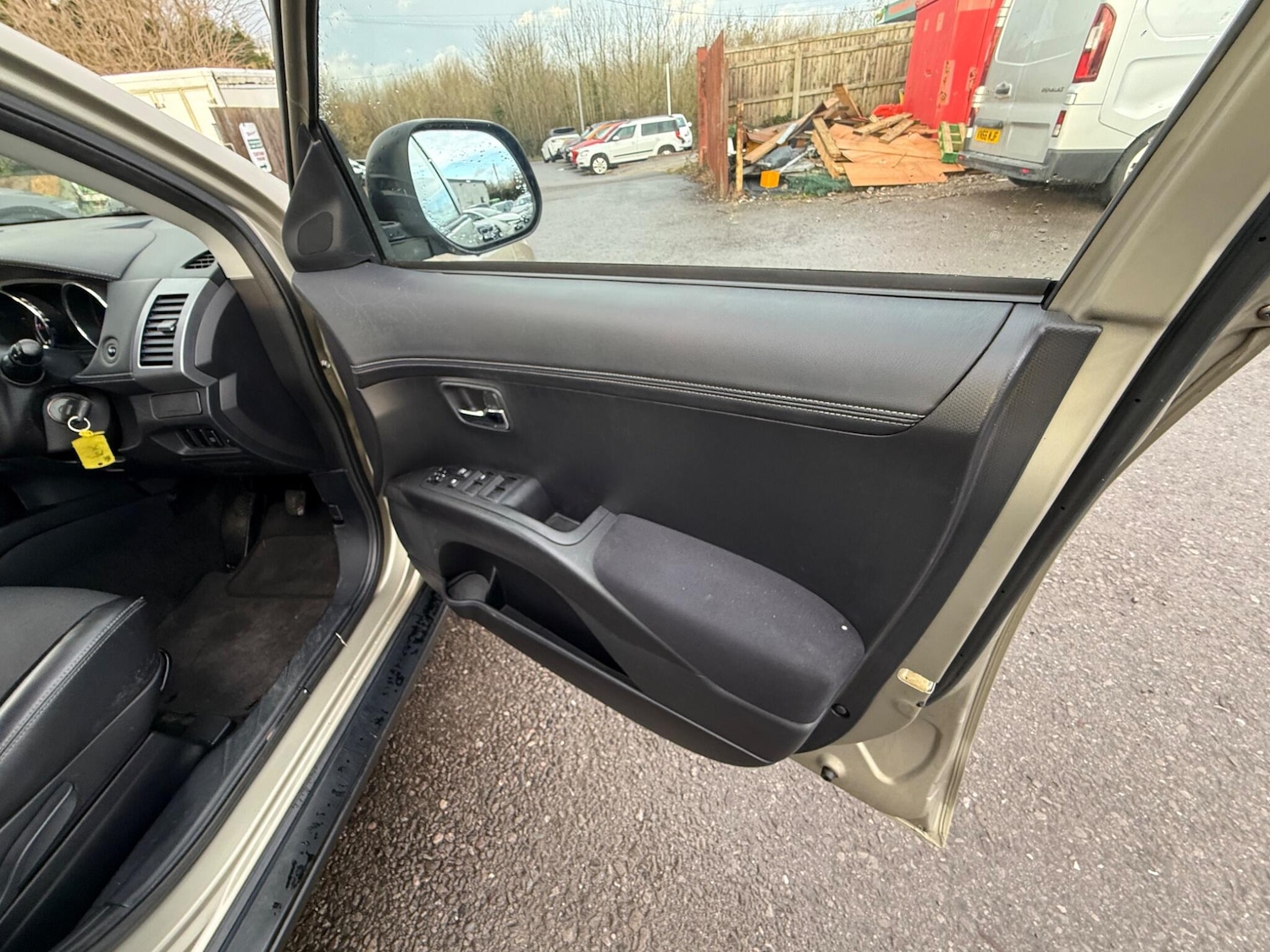 Used Citroen C-Crosser for sale - 77267544: Photo 20