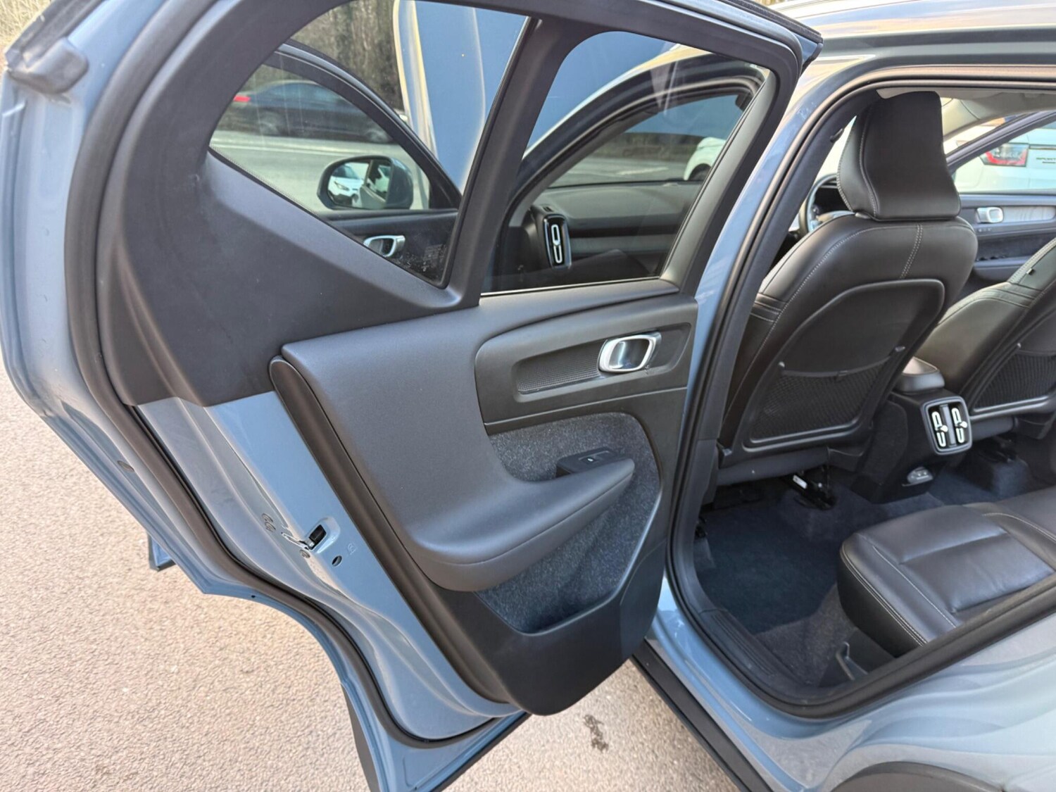 Used Volvo XC40 2019 for sale - 77633404: Photo 31