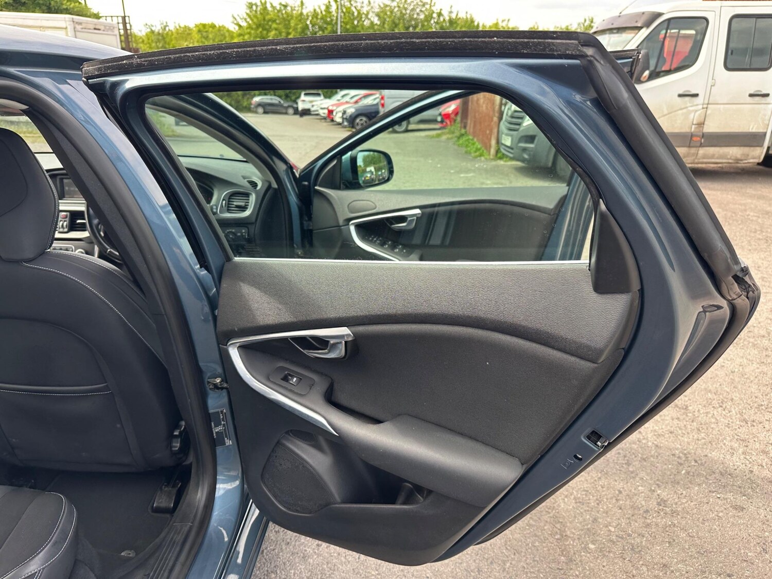 Vehicle 28