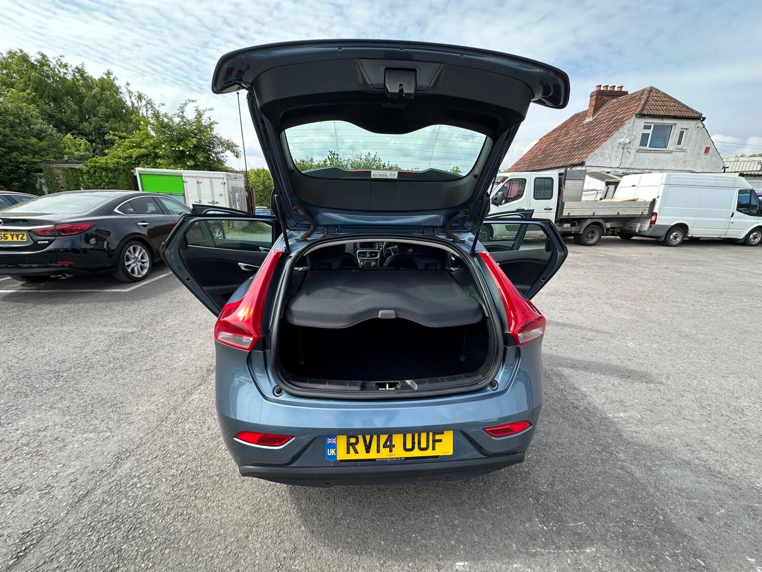 Vehicle 33