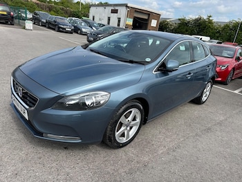 Used Volvo V40 2014 for sale - 75634694: Photo