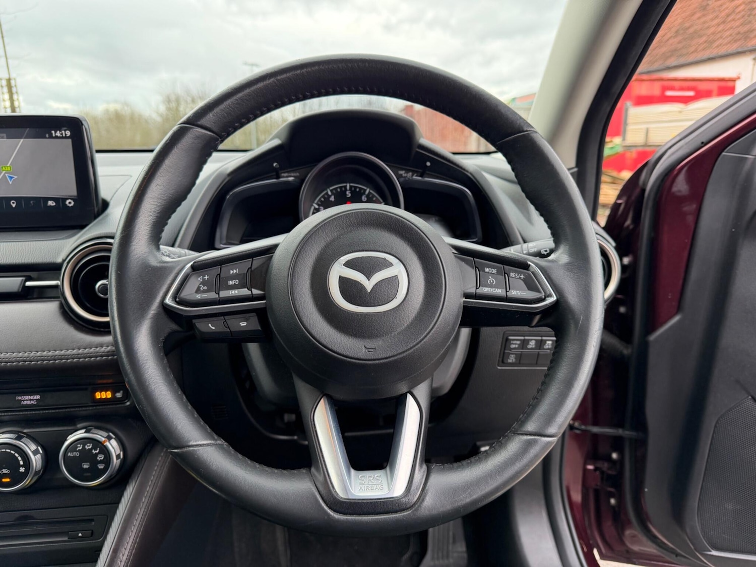 Used Mazda Mazda2 2017 for sale - 77538179: Photo 18