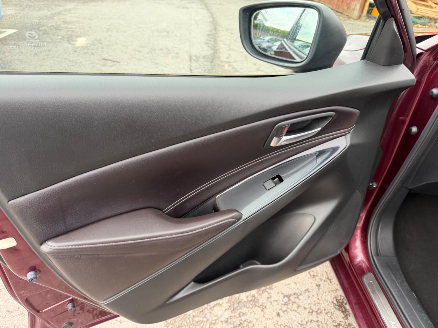 Used Mazda Mazda2 2017 for sale - 77538179: Photo 24