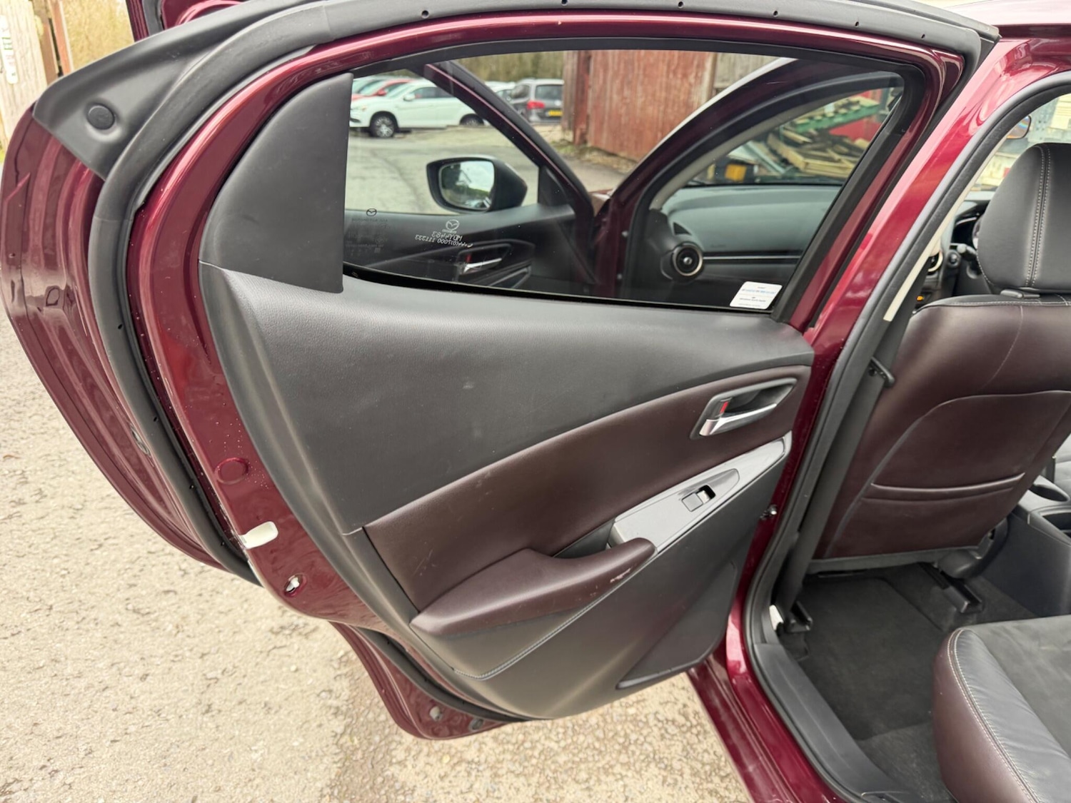 Used Mazda Mazda2 2017 for sale - 77538179: Photo 27