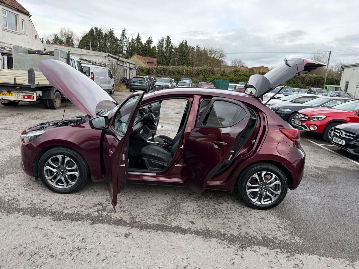 Used Mazda Mazda2 2017 for sale - 77538179: Photo 34