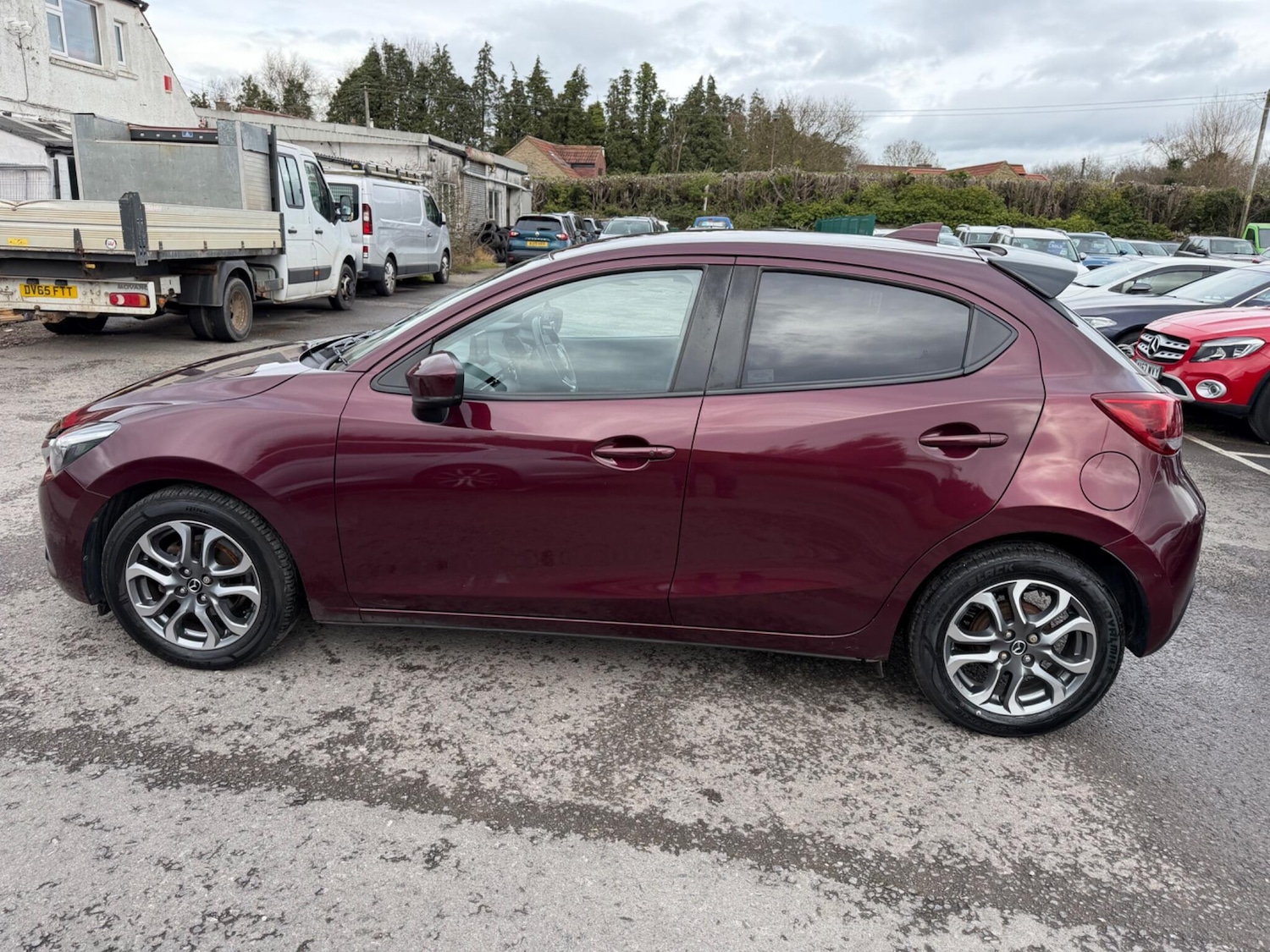 Used Mazda Mazda2 2017 for sale - 77538179: Photo 9