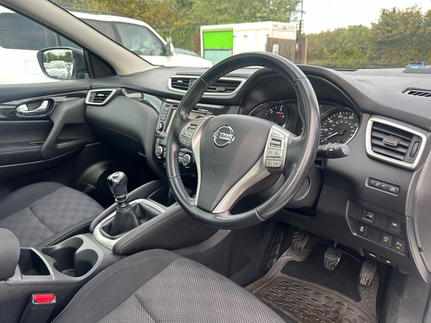 Used Nissan Qashqai 2016 for sale - 76993536: Photo 20