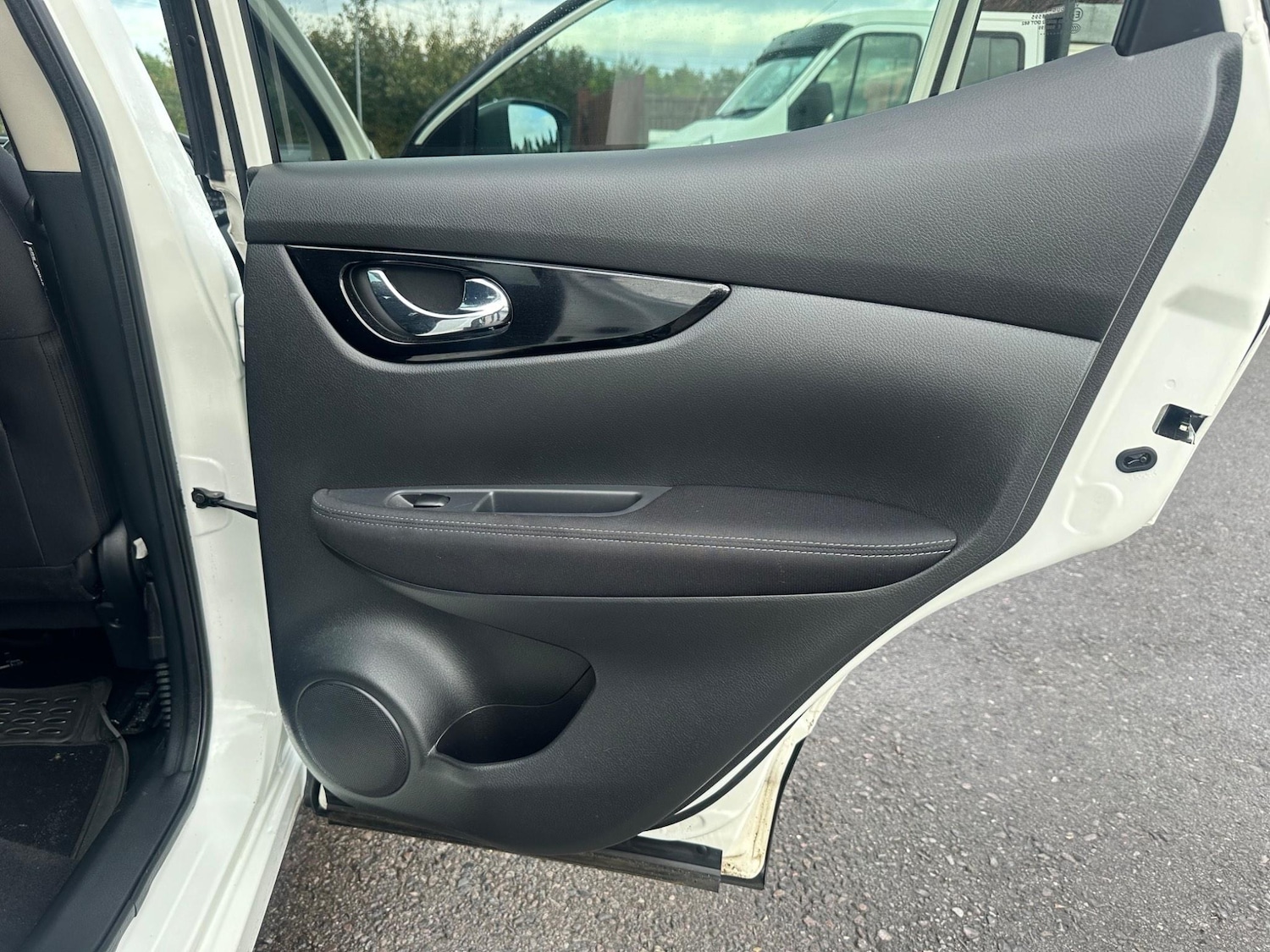 Used Nissan Qashqai 2016 for sale - 76993536: Photo 24