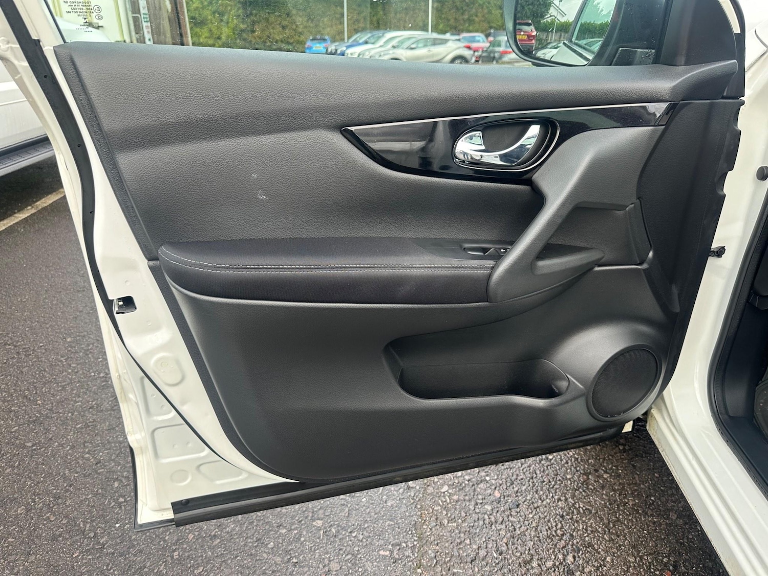 Used Nissan Qashqai 2016 for sale - 76993536: Photo 26