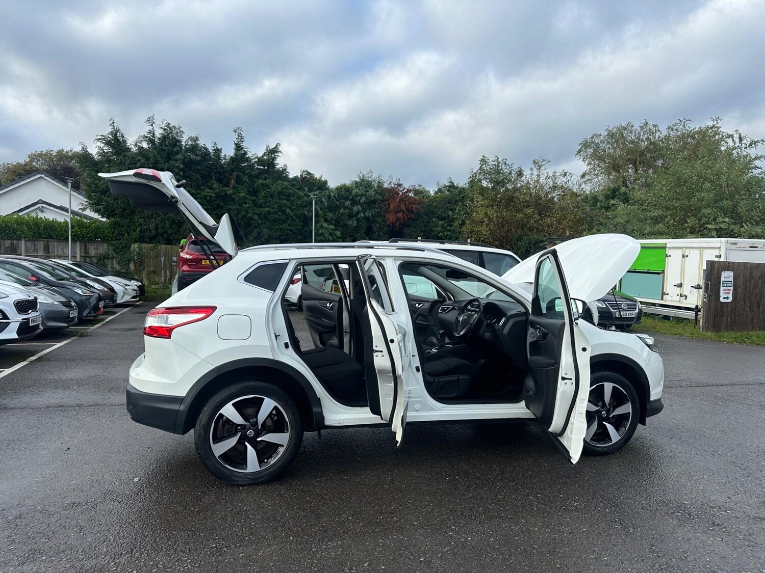 Used Nissan Qashqai 2016 for sale - 76993536: Photo 36