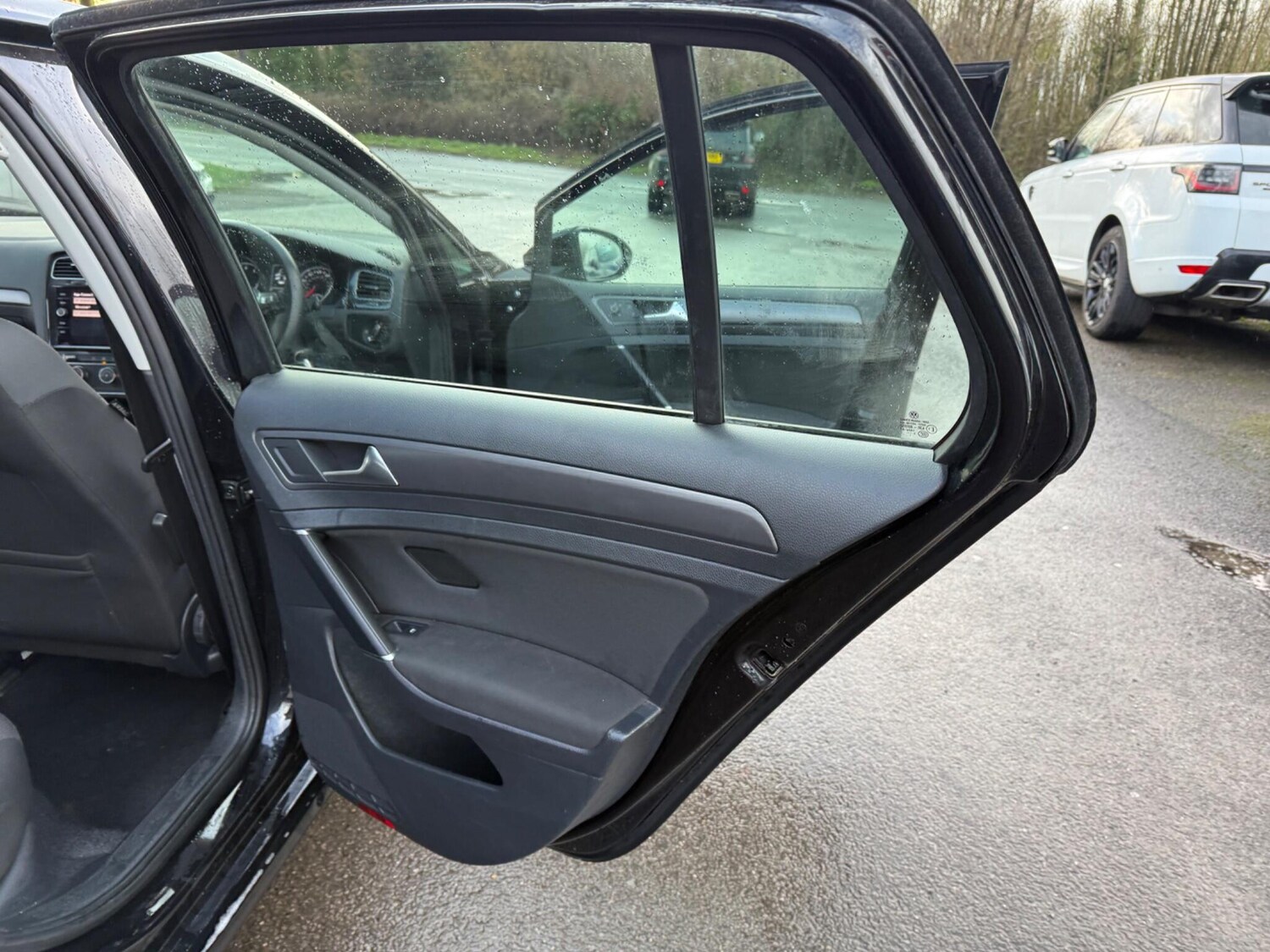 Used Volkswagen Golf 2017 for sale - 77479053: Photo 23