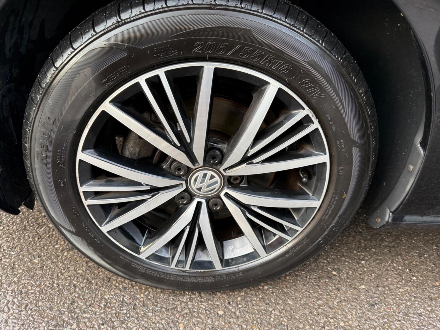 Used Volkswagen Golf 2017 for sale - 77479053: Photo 32