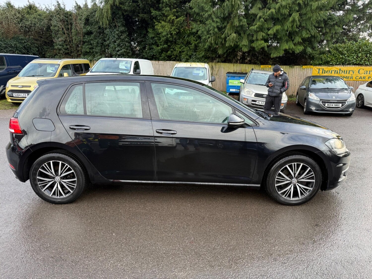 Used Volkswagen Golf 2017 for sale - 77479053: Photo 8