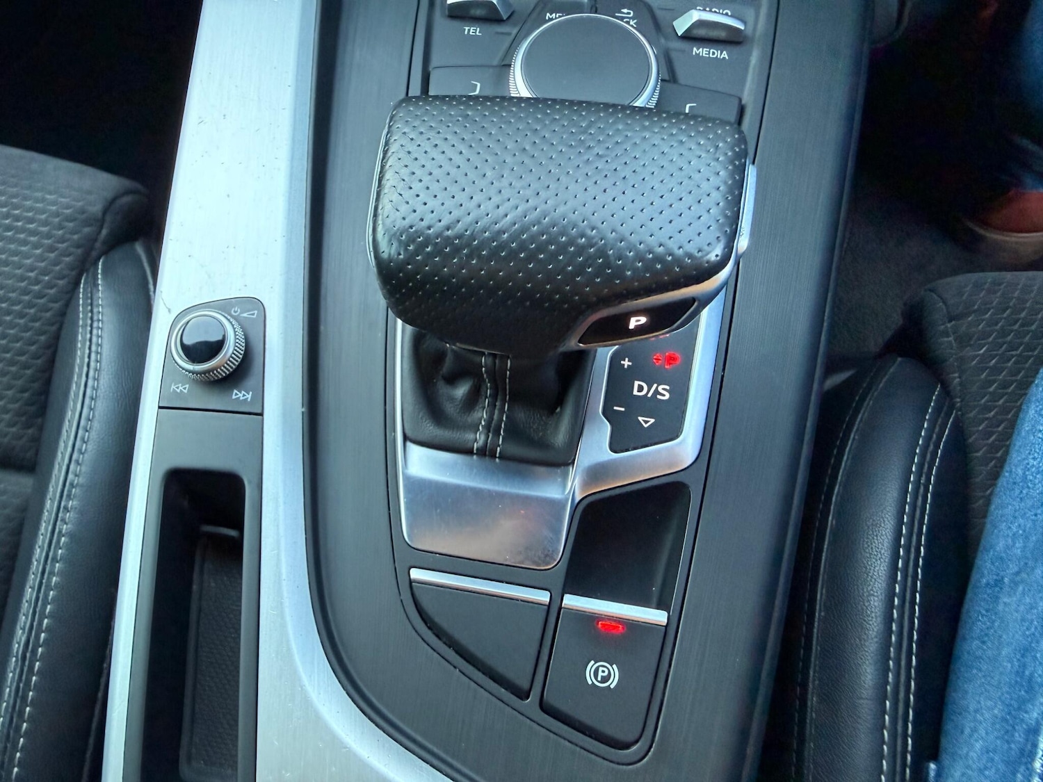 Used Audi A4 2017 for sale - 77657498: Photo 14