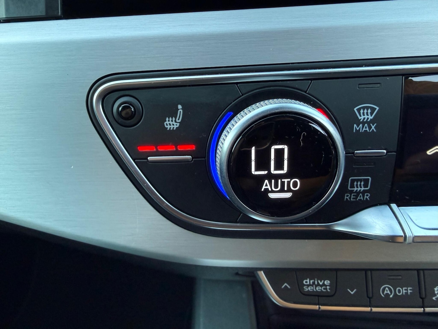 Used Audi A4 2017 for sale - 77657498: Photo 15