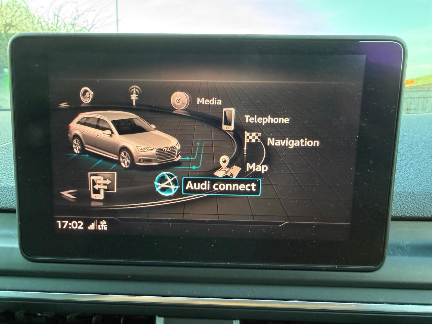 Used Audi A4 2017 for sale - 77657498: Photo 16