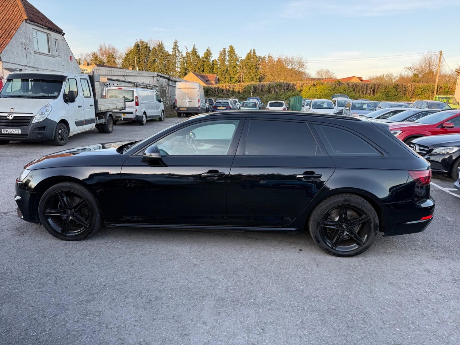 Used Audi A4 2017 for sale - 77657498: Photo 9