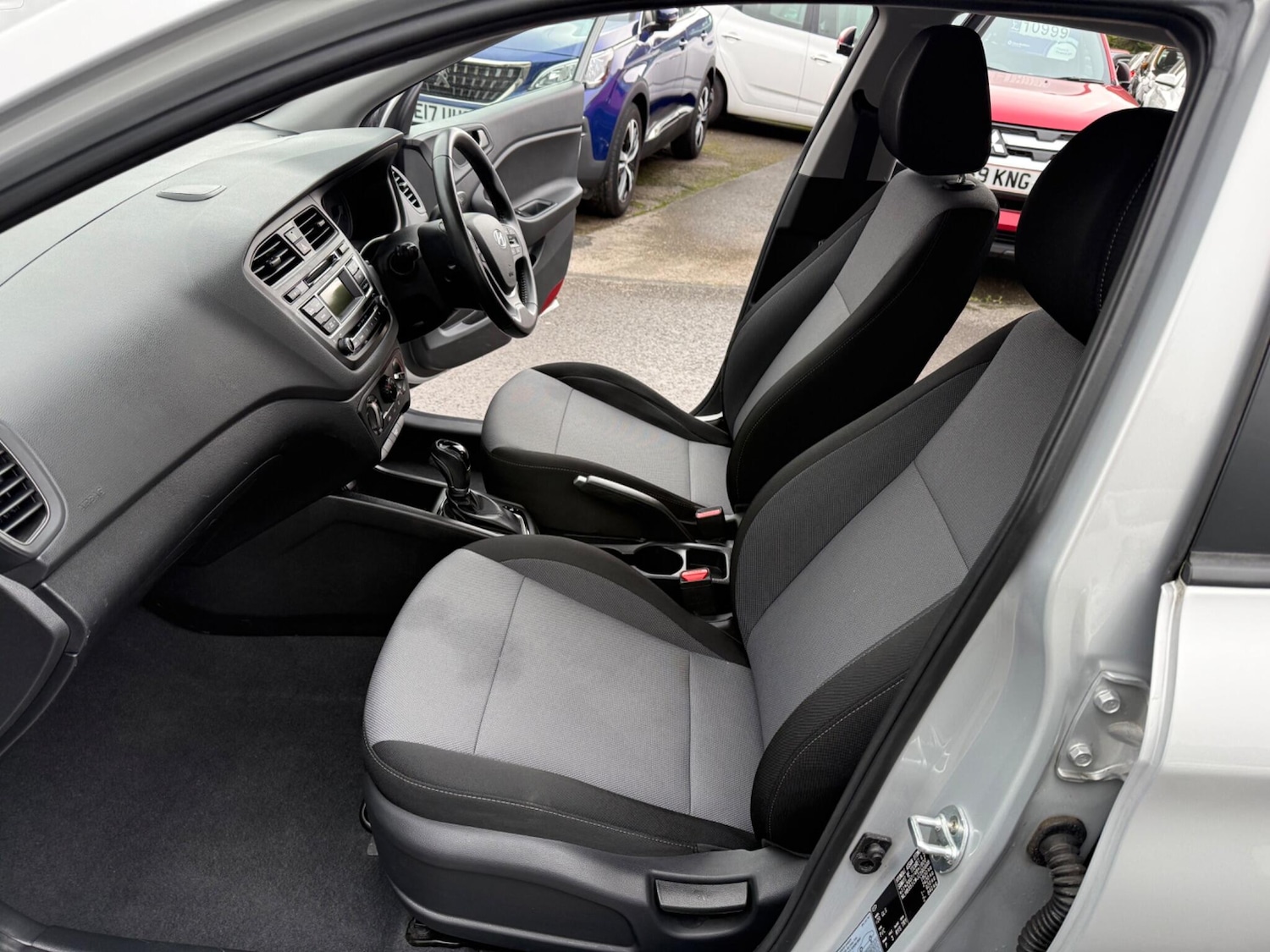 Used Hyundai i20 2018 for sale - 77386344: Photo 16