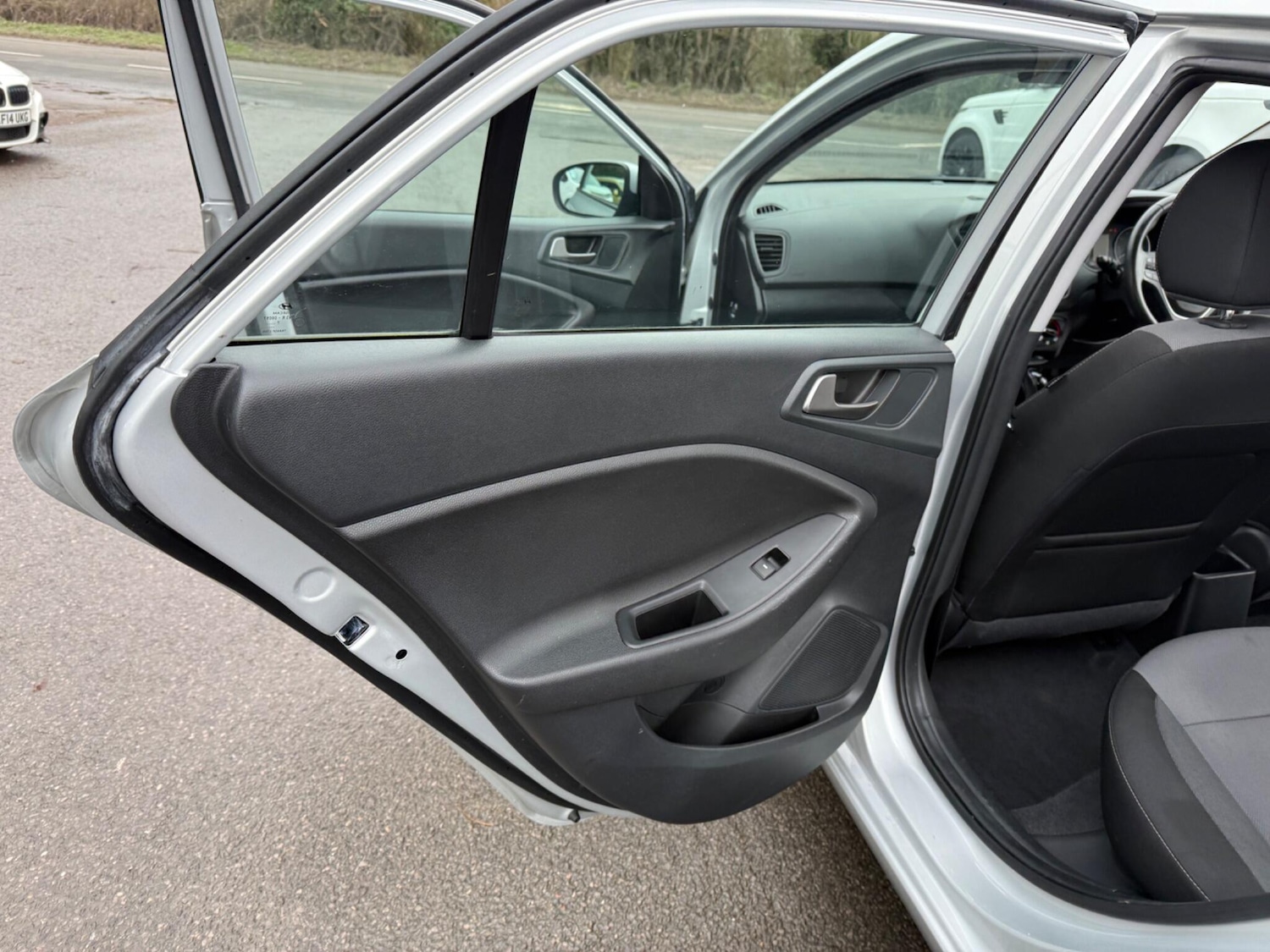 Used Hyundai i20 2018 for sale - 77386344: Photo 20