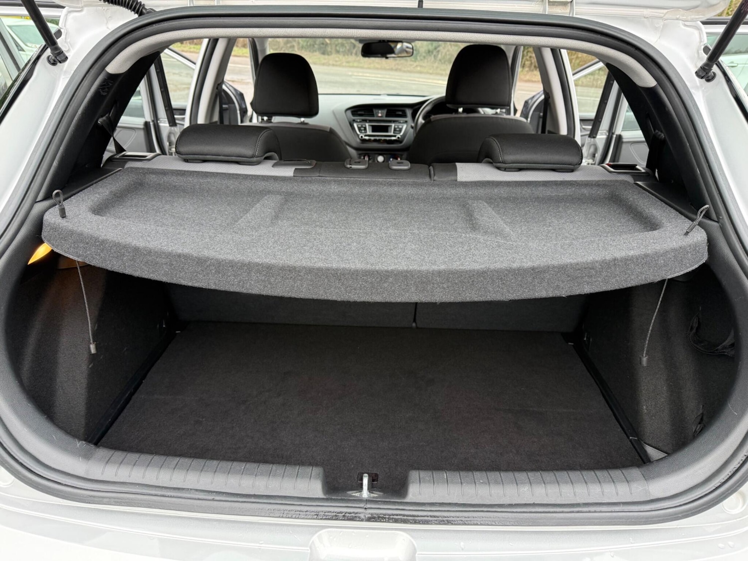 Used Hyundai i20 2018 for sale - 77386344: Photo 23