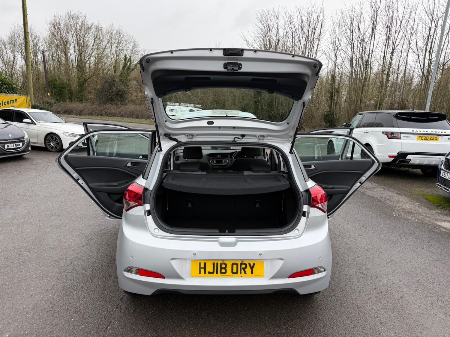 Used Hyundai i20 2018 for sale - 77386344: Photo 29