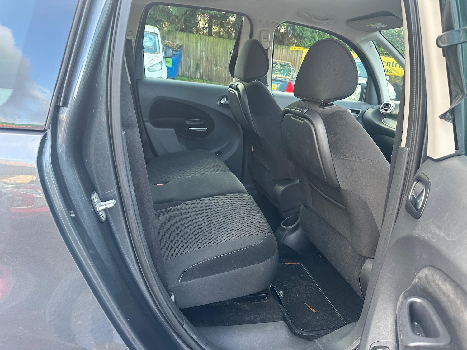 Used Citroen C3 Picasso 2015 for sale - 76976430: Photo 16