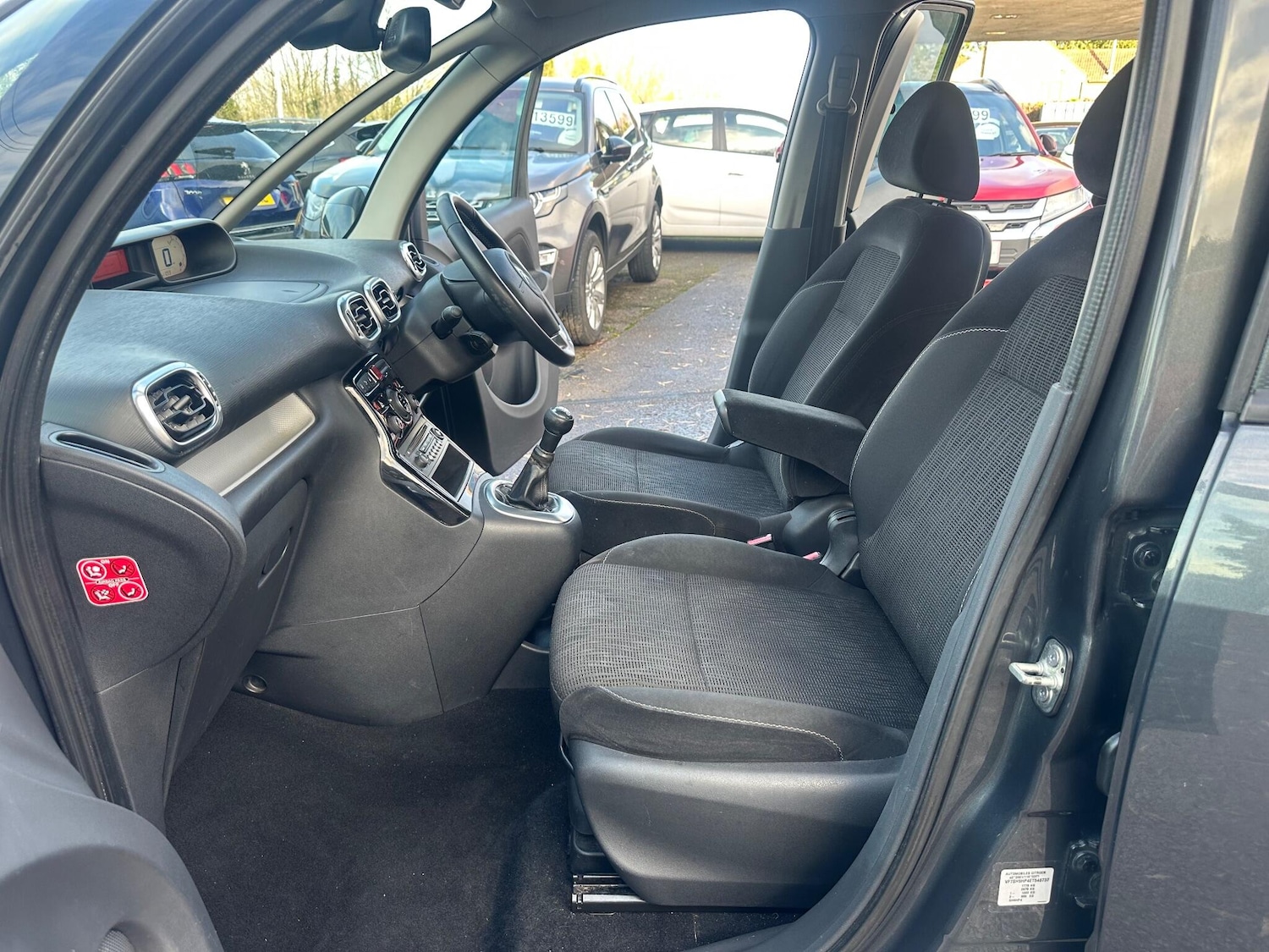 Used Citroen C3 Picasso 2015 for sale - 76976430: Photo 20