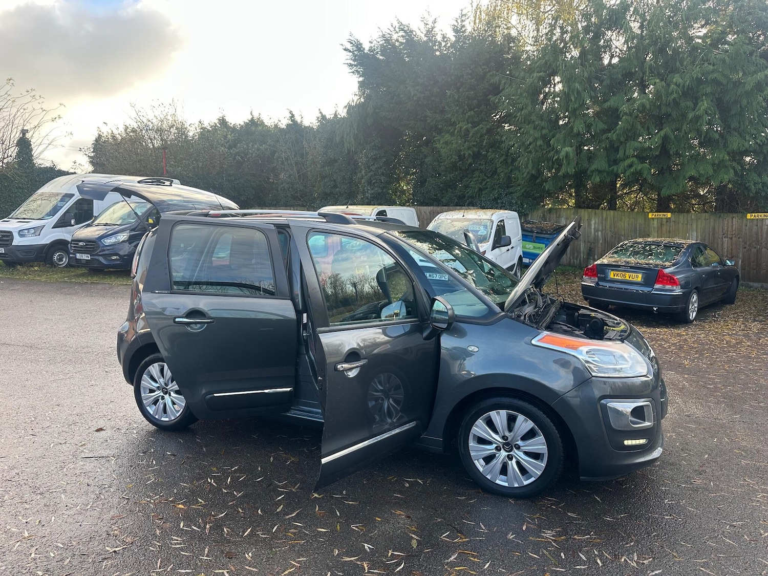 Used Citroen C3 Picasso 2015 for sale - 76976430: Photo 26