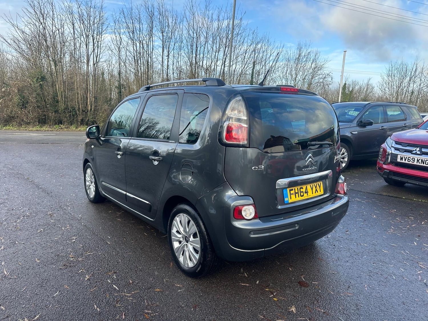 Used Citroen C3 Picasso 2015 for sale - 76976430: Photo 5
