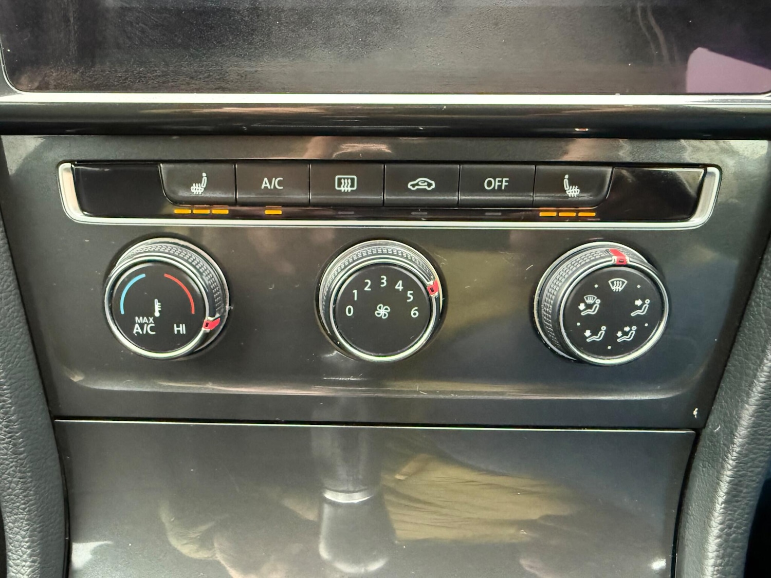 Used Volkswagen Golf 2017 for sale - 77410931: Photo 12