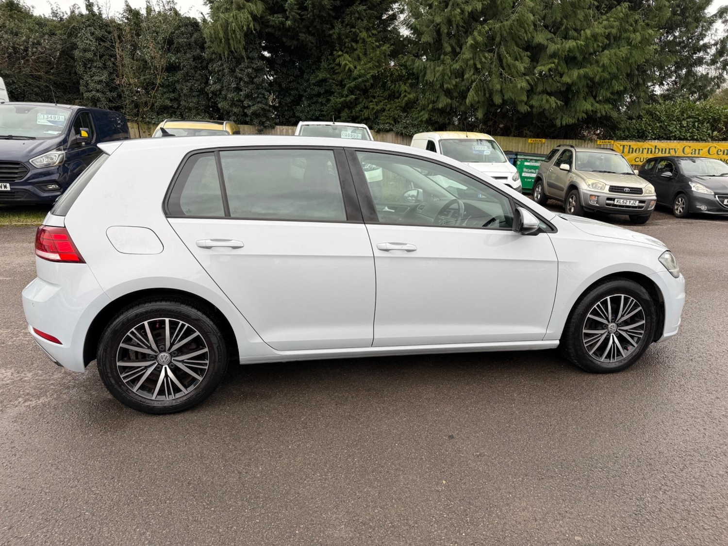 Used Volkswagen Golf 2017 for sale - 77410931: Photo 8