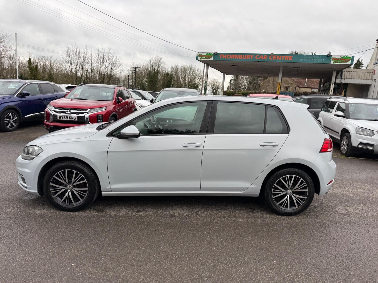 Used Volkswagen Golf 2017 for sale - 77410931: Photo 9