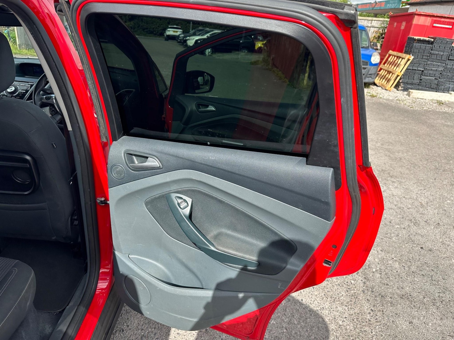 Used Ford C-Max 2011 for sale - 77016182: Photo 31