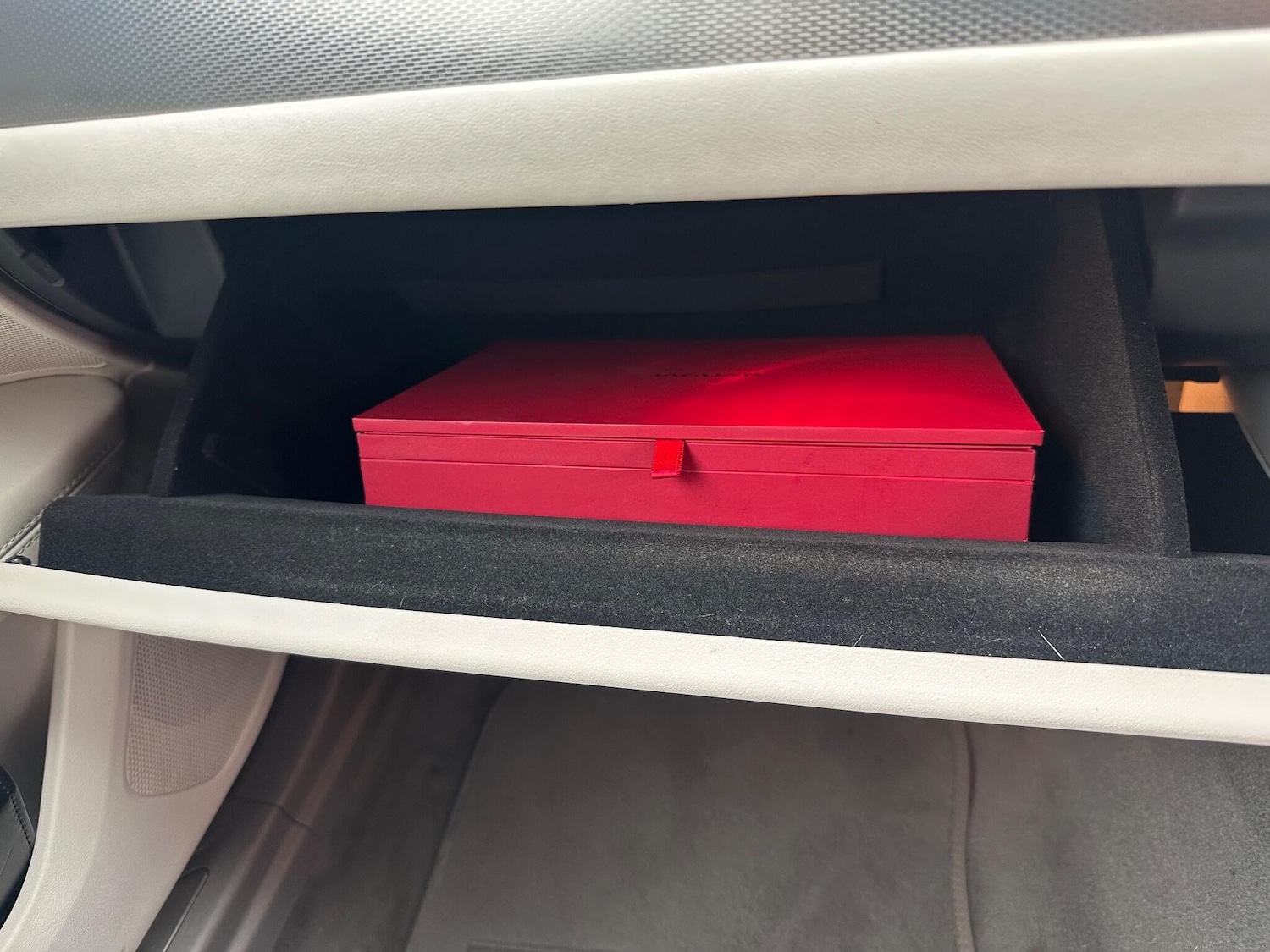 Used Jaguar XF 2018 for sale - 76085028: Photo 17