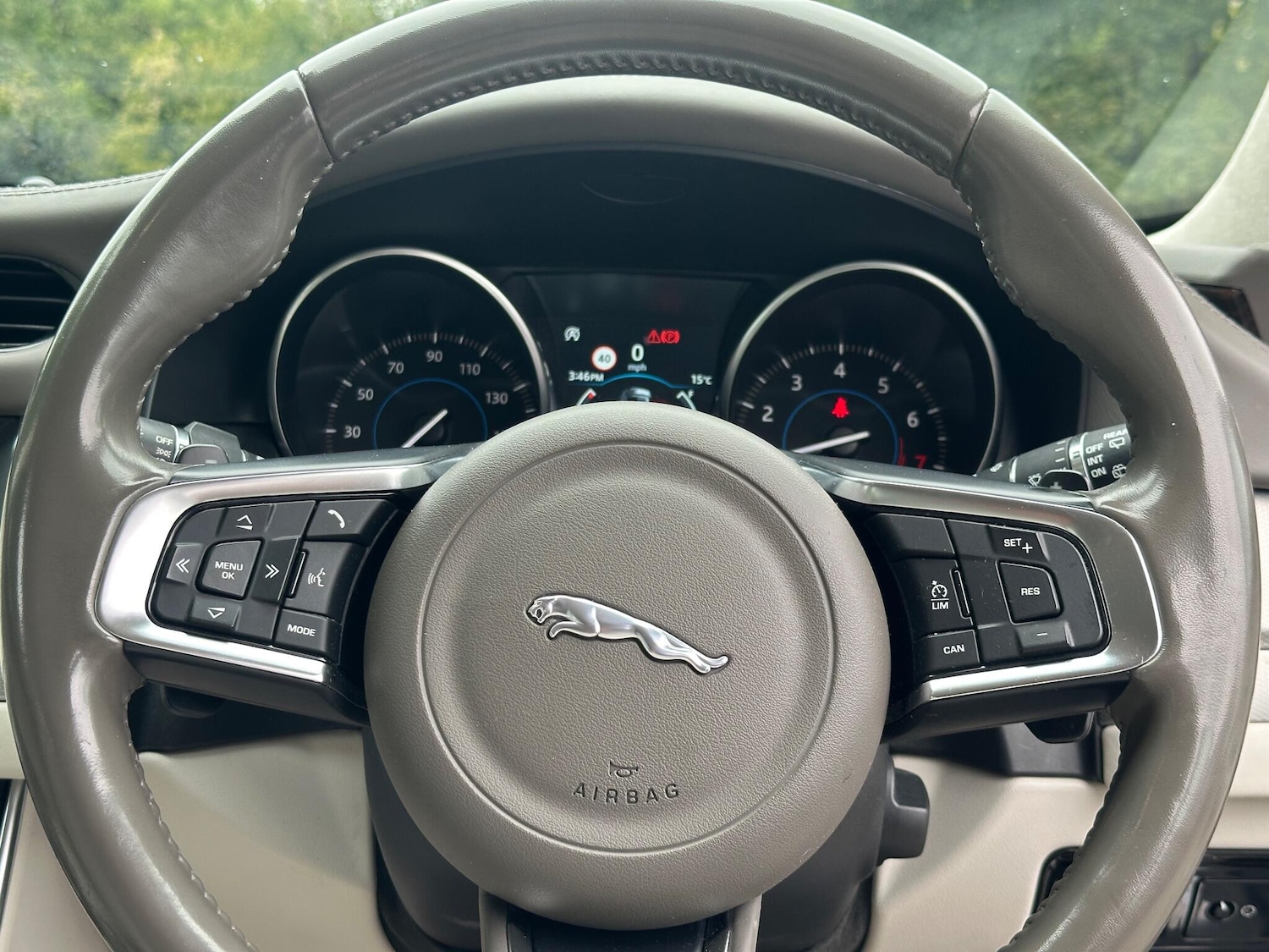 Used Jaguar XF 2018 for sale - 76085028: Photo 22