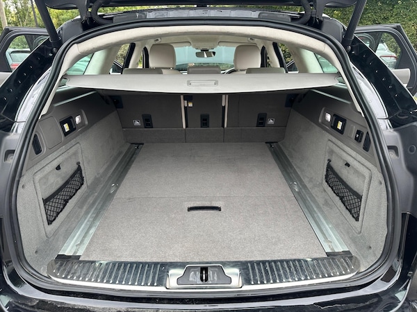 Used Jaguar XF 2018 for sale - 76085028: Photo 38