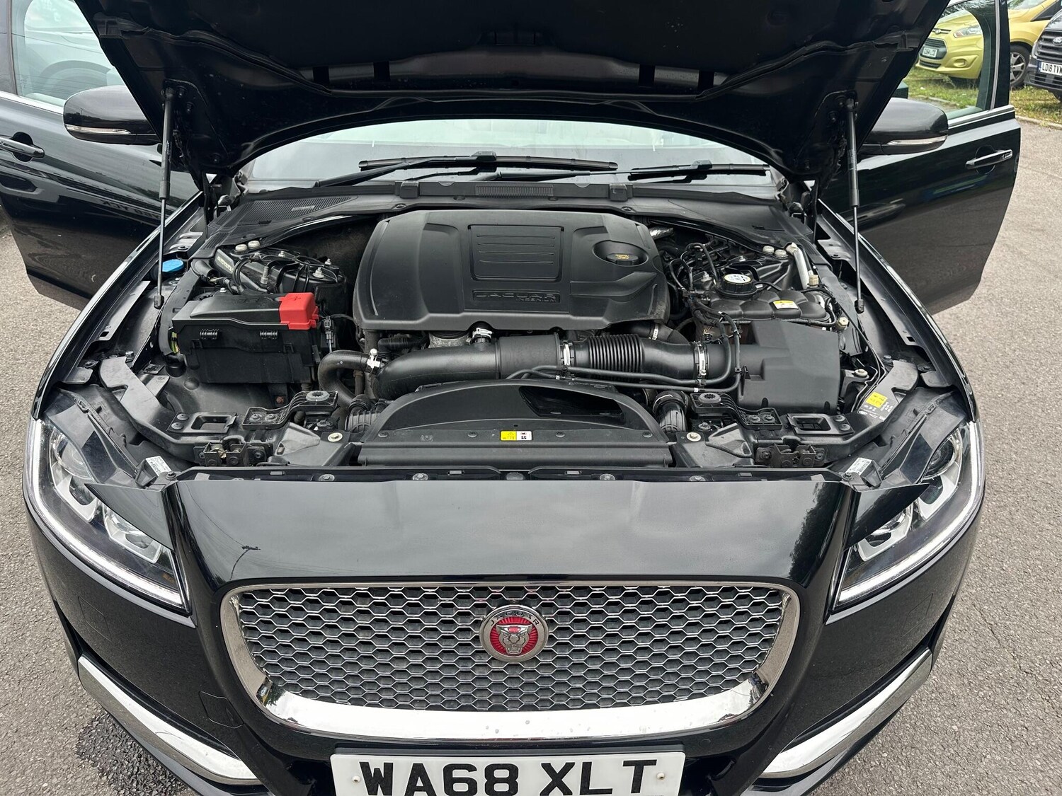 Used Jaguar XF 2018 for sale - 76085028: Photo 40