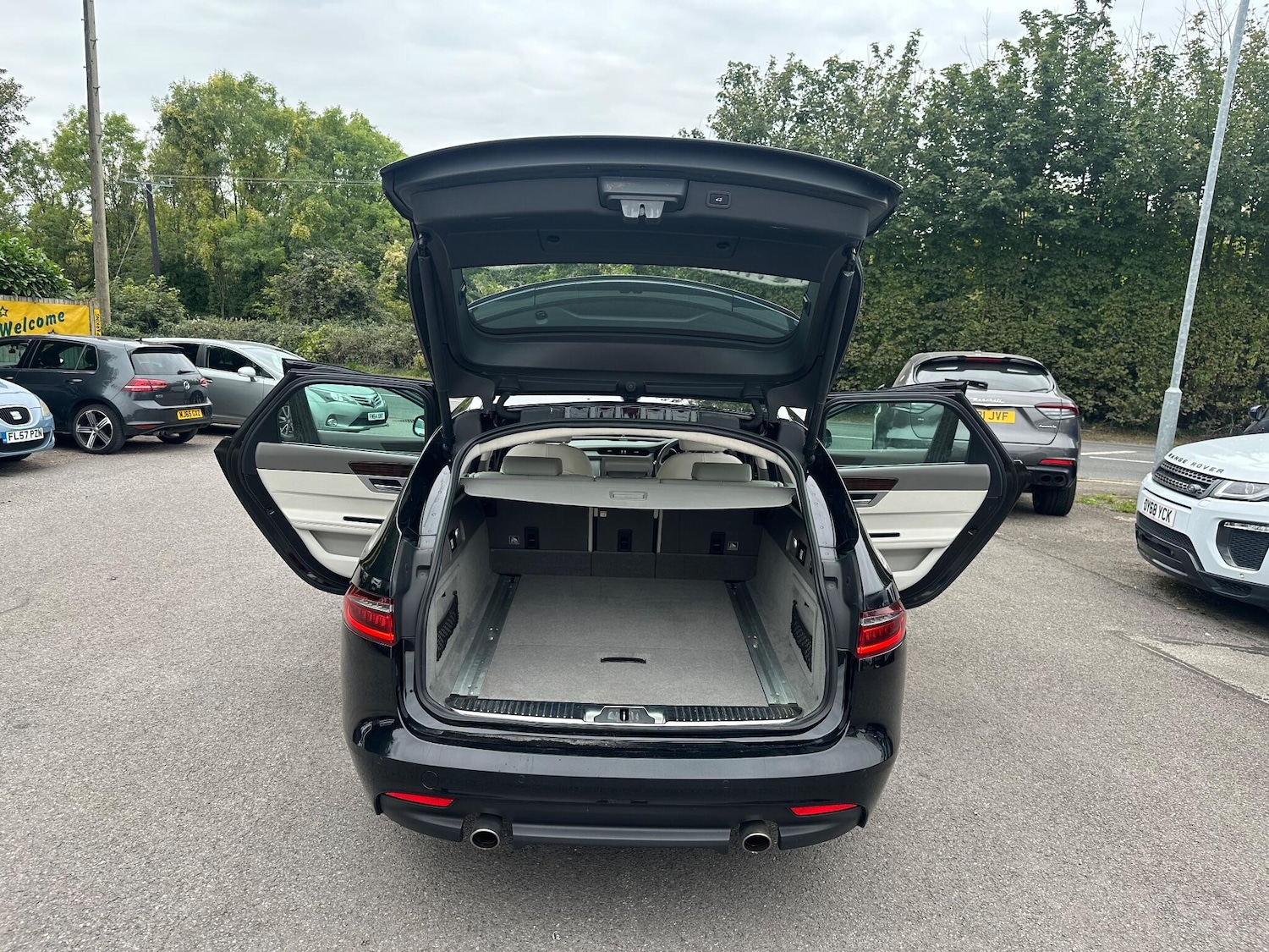 Used Jaguar XF 2018 for sale - 76085028: Photo 42