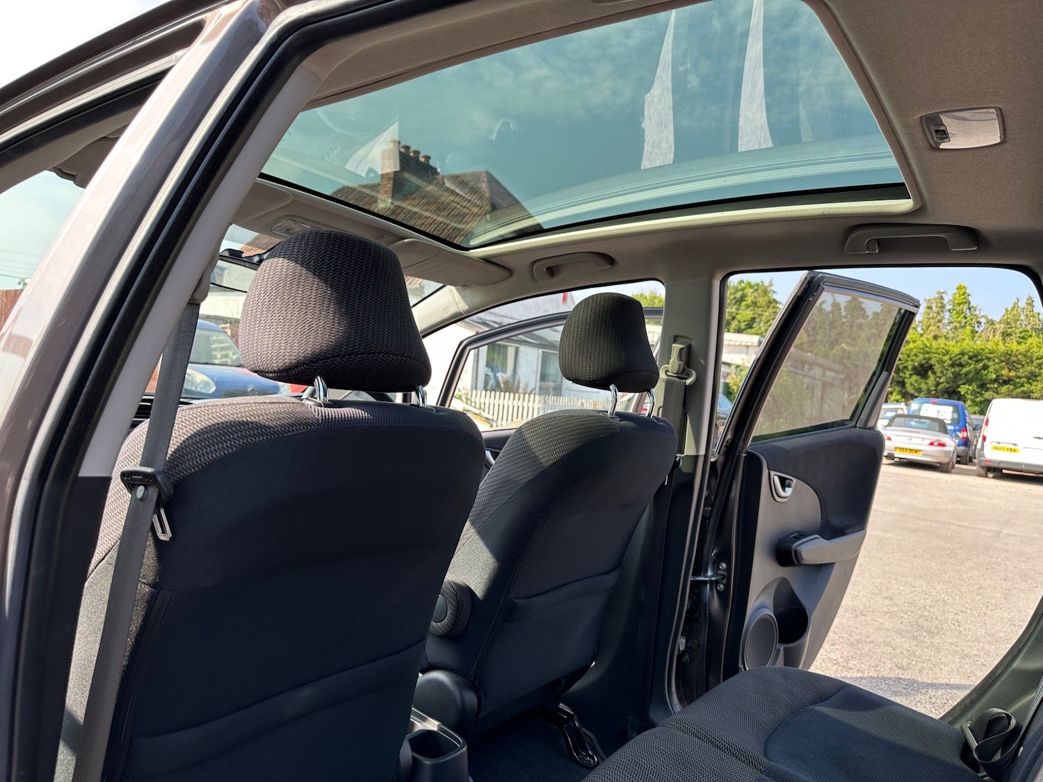 Used Honda Jazz 2014 for sale - 76995860: Photo 19