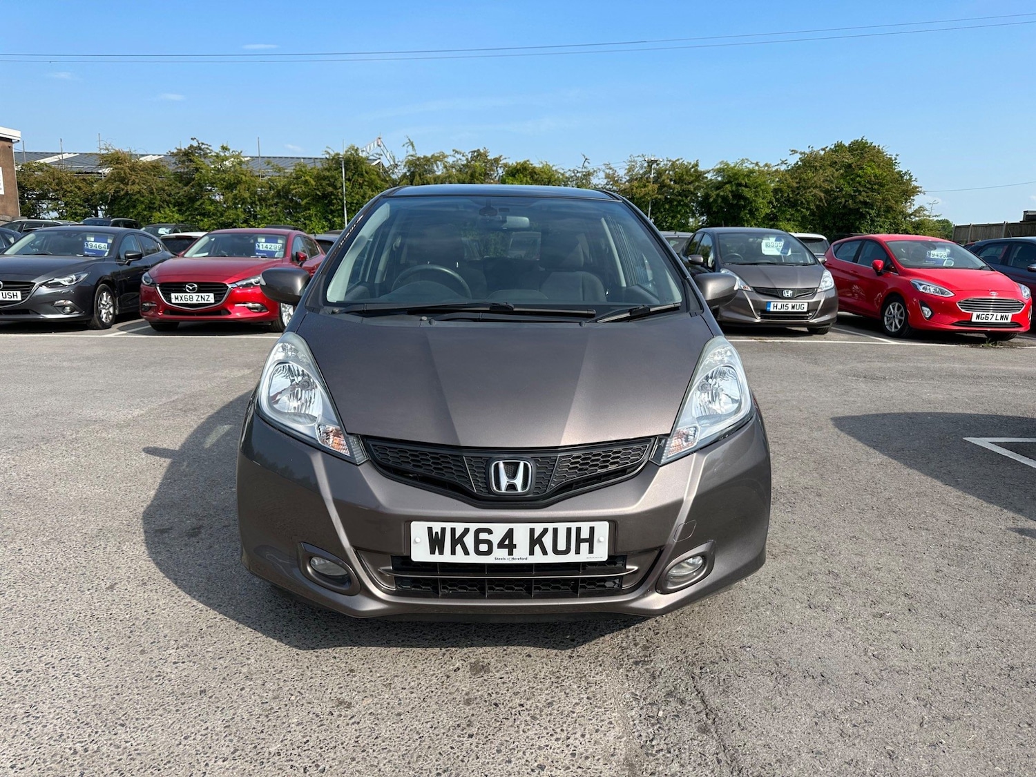 Used Honda Jazz 2014 for sale - 76995860: Photo 2