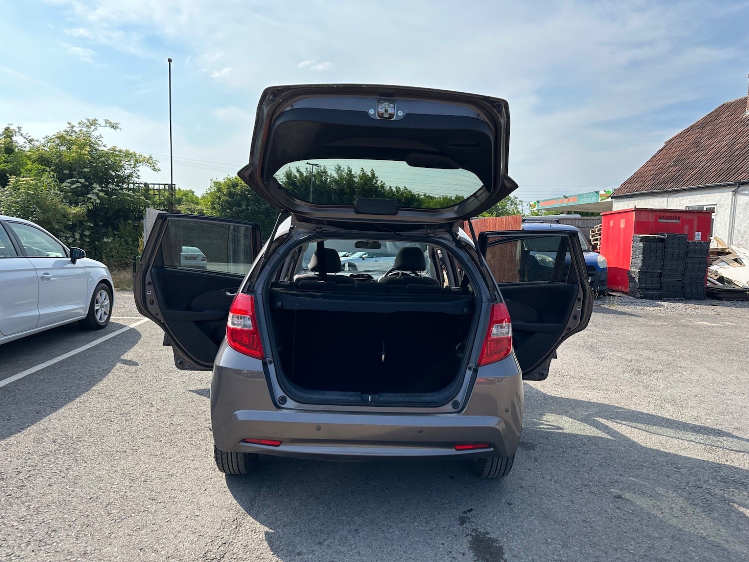 Used Honda Jazz 2014 for sale - 76995860: Photo 33