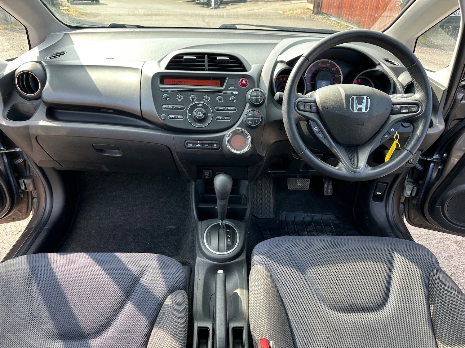 Used Honda Jazz 2014 for sale - 76995860: Photo 9