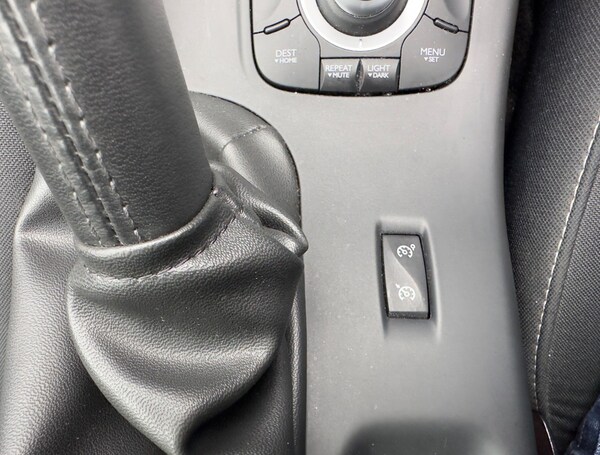 Used Renault Megane 2015 for sale - 72223184: Photo 18